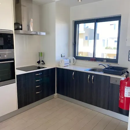 Luxury 2 Bedroom in Albur Village 2O Appartement